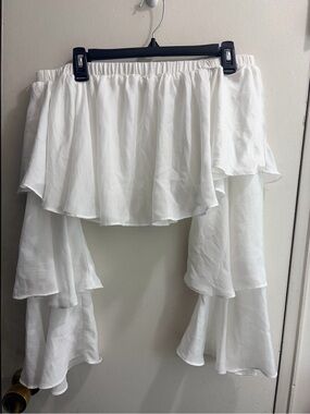 Windsor White Off-Shoulder Ruffle Crop Top